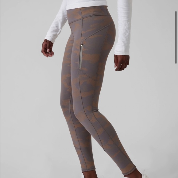 Athleta Rainier *Reflective Tight - Picture 2 of 6